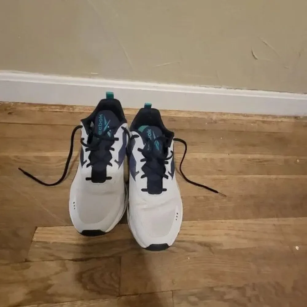 Reebok Zig Elusion Running Shoes Men’s 11.5  FV3839 Vintage Retro Crosstrainer